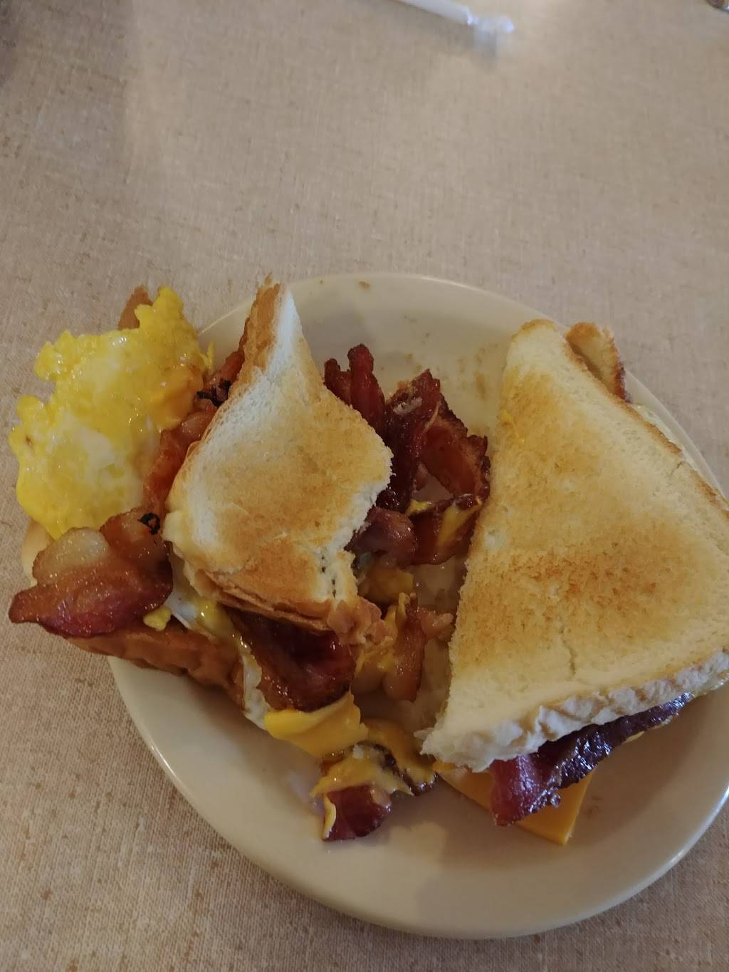 JoGails Country Cookin | restaurant | 5665 Northwestern Turnpike, Gore, VA 22637, USA | 5408771178 OR +1 540-877-1178