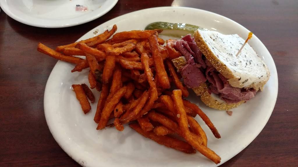 Karas Korner Deli | restaurant | 101 W Foothill Blvd, Glendora, CA 91741, USA | 6269147447 OR +1 626-914-7447