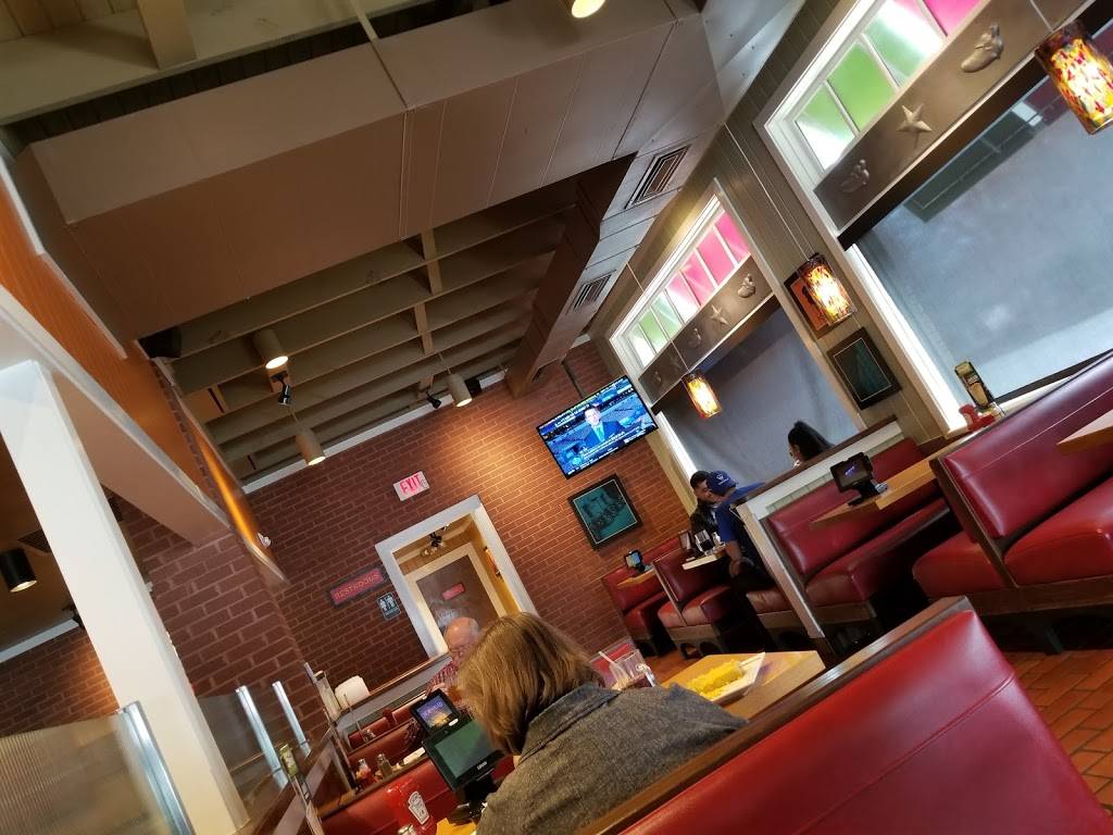 Chilis Grill & Bar | restaurant | 490 Haywood Rd, Greenville, SC 29607, USA | 8642810547 OR +1 864-281-0547