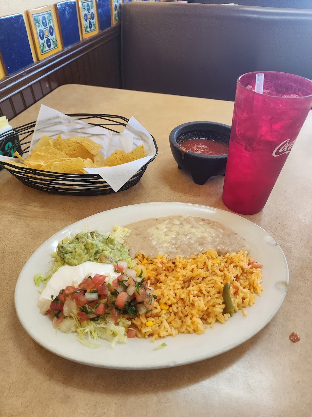 La Huerta Méxican Restaurant | restaurant | 1052 Harrison St, Conway, AR 72032, USA | 5017640202 OR +1 501-764-0202