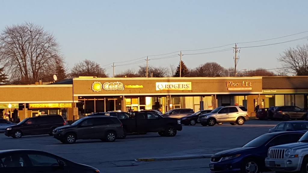 Cora Breakfast and Lunch | restaurant | 1030 Adelaide St N, London, ON N5Y 3Y2, Canada | 5196790009 OR +1 519-679-0009