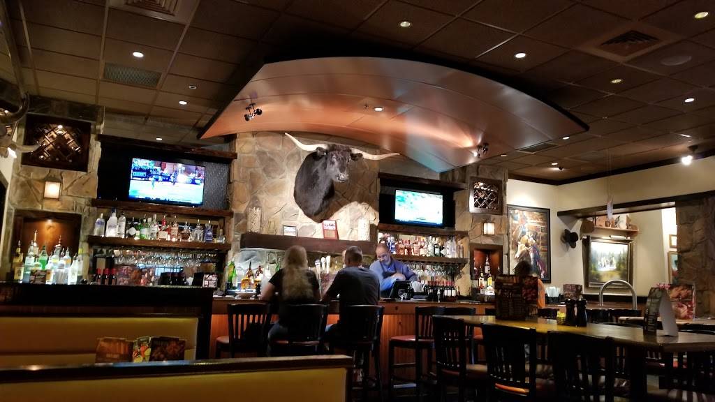 LongHorn Steakhouse | meal takeaway | 3118 Daniels Rd, Winter Garden, FL 34787, USA | 4076540272 OR +1 407-654-0272