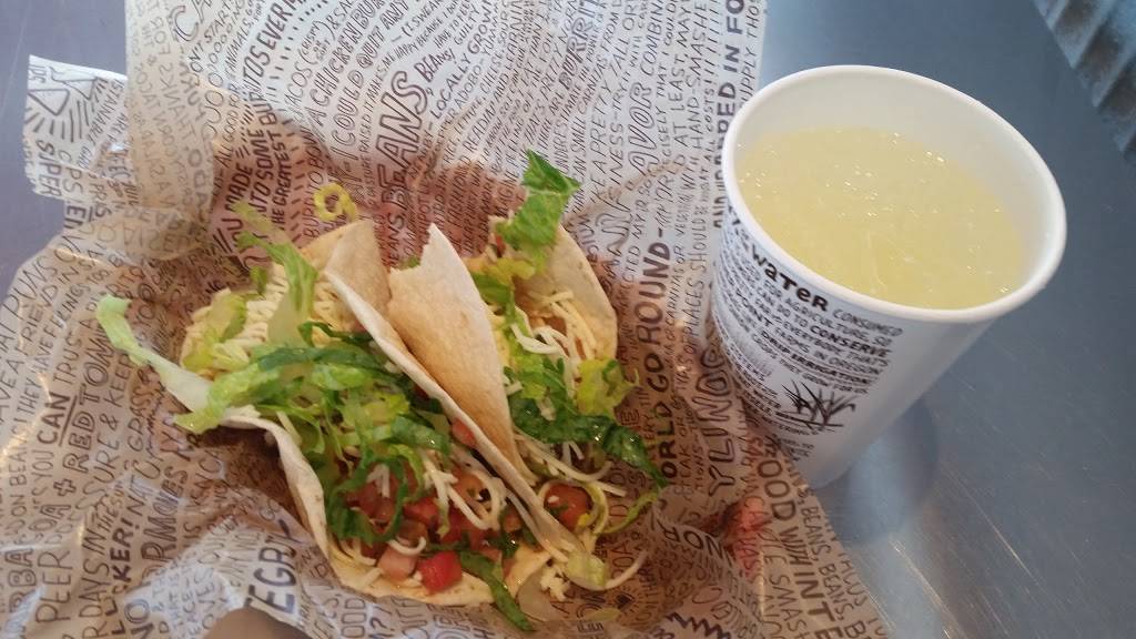 Chipotle Mexican Grill | restaurant | 401 N LBJ Dr, San Marcos, TX 78666, USA | 5123927577 OR +1 512-392-7577