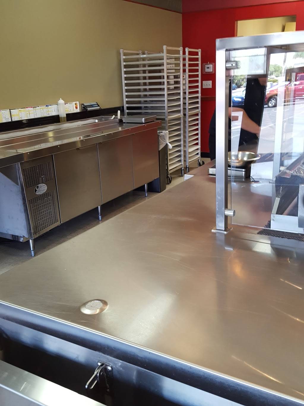 Papa Murphys | Take N Bake Pizza | meal takeaway | 4811 E Grant Rd Suite 107, Tucson, AZ 85712, USA | 5208857272 OR +1 520-885-7272