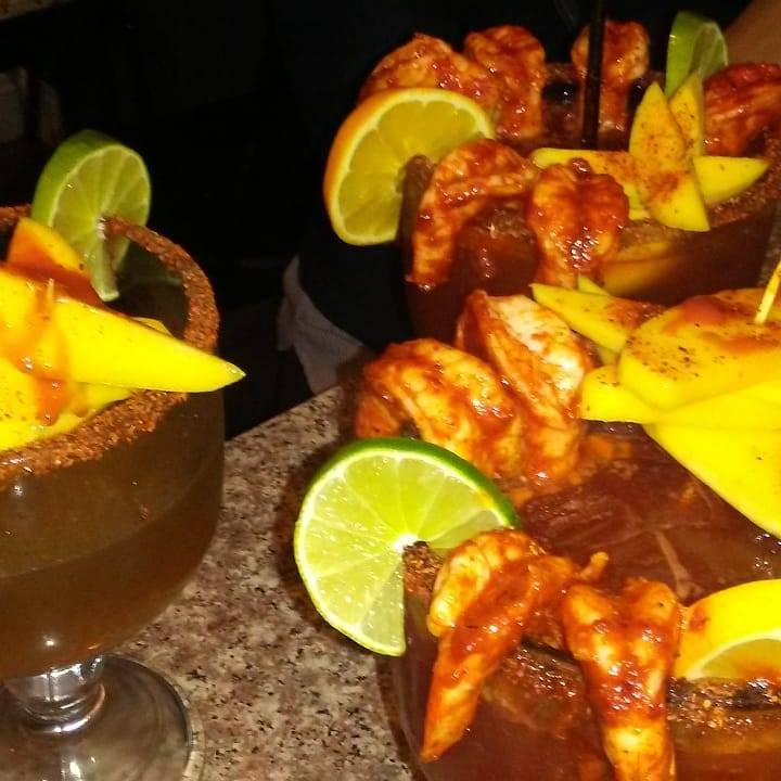 El Camarón Loco | restaurant | 301 E Santa Clara St suite b, San Jose, CA 95113, USA | 4085645473 OR +1 408-564-5473