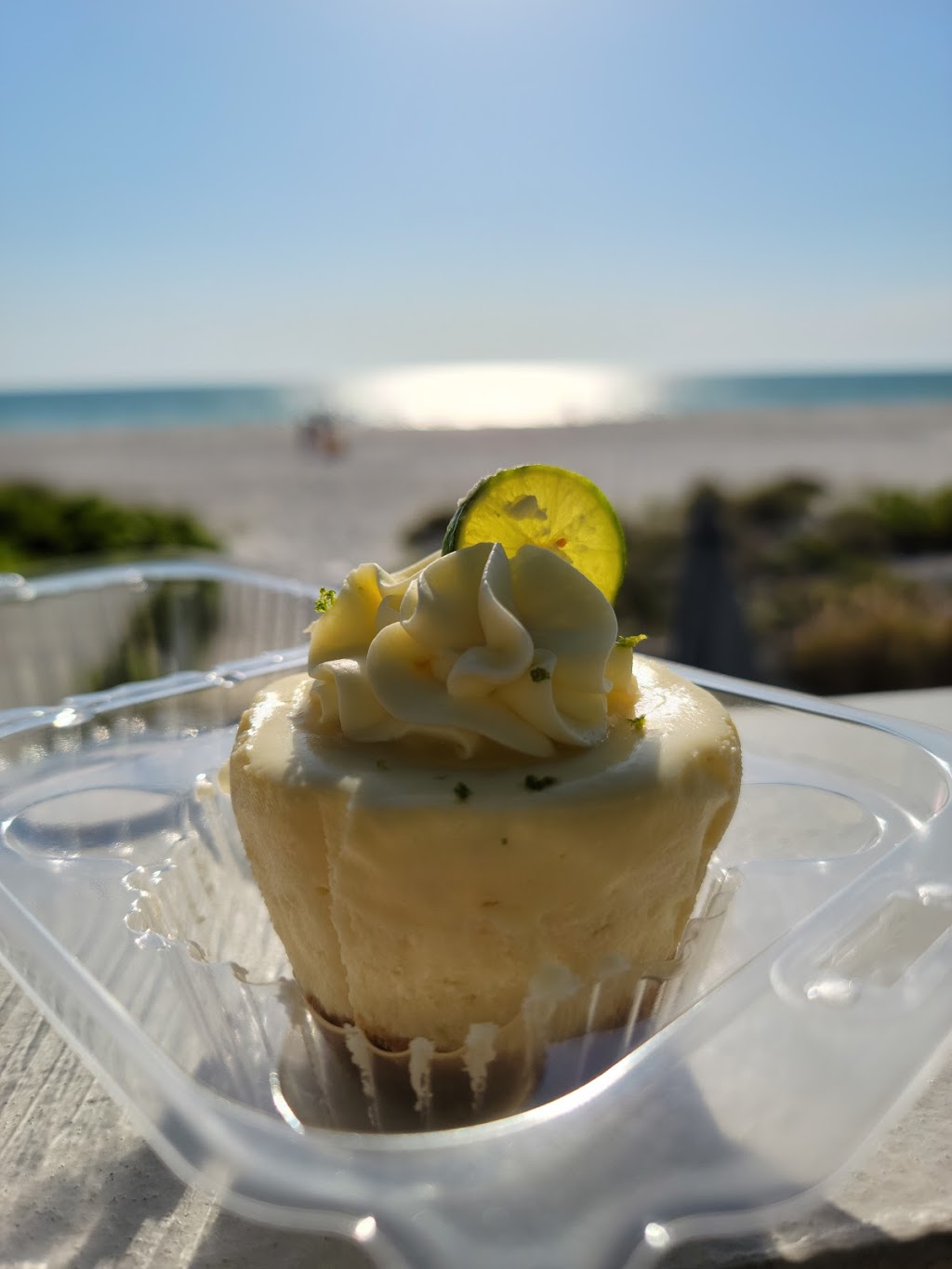 The Cheesecake Cutie & Cafe | cafe | 3324 E Bay Dr, Holmes Beach, FL 34217, USA | 9417792253 OR +1 941-779-2253