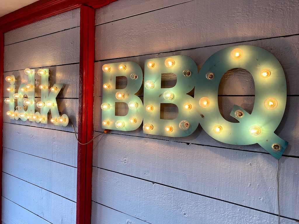 i.d.k. barbecue | restaurant | 161 N Main St, Tropic, UT 84776, USA | 4356798353 OR +1 435-679-8353