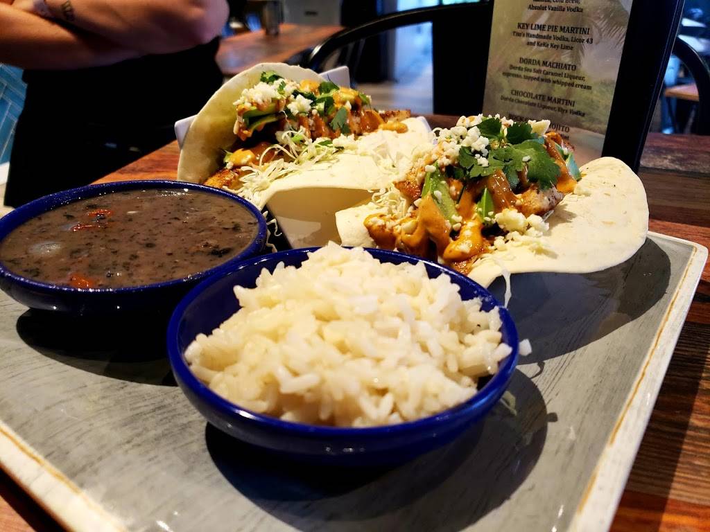 Off The Rock Tavern | restaurant | 7723 Collier Blvd Unit 306, Naples, FL 34114, USA | 2397747704 OR +1 239-774-7704