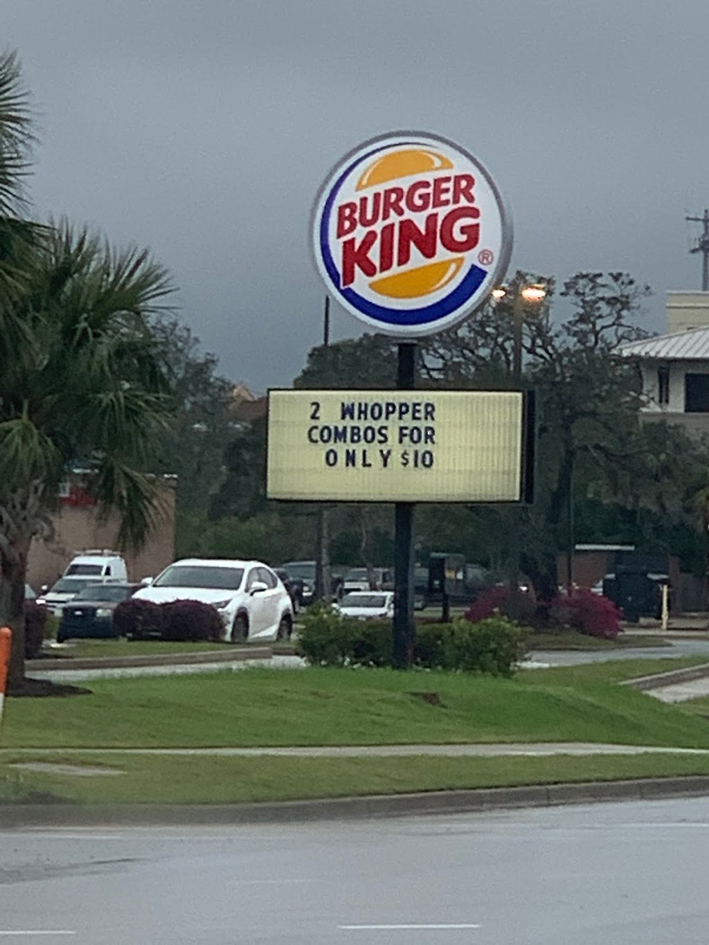 Burger King | restaurant | 1501 Gulf Shores Pkwy, Gulf Shores, AL 36542, USA | 2512368792 OR +1 251-236-8792