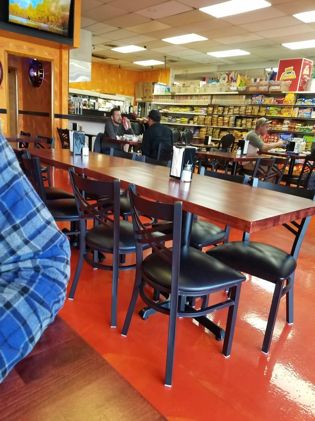 El Valle Verde #3 | restaurant | 6940 Montgomery Rd, Silverton, OH 45236, USA | 5139842444 OR +1 513-984-2444