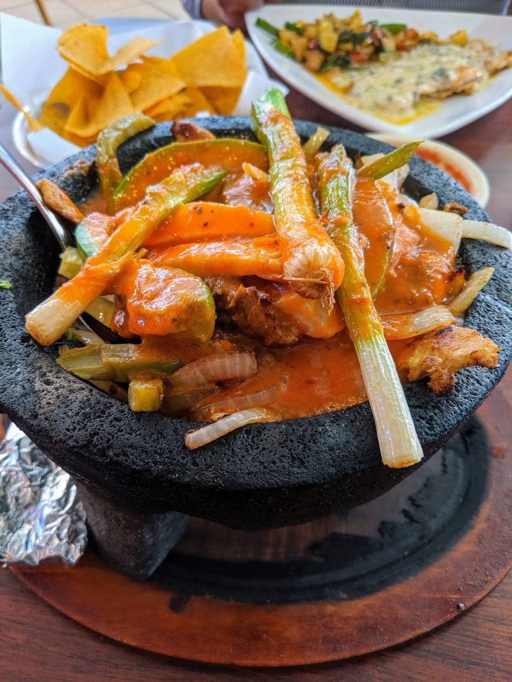 Lupitas Mexican Restaurant | restaurant | 1009 St Francis St, Kennett, MO 63857, USA | 5739195042 OR +1 573-919-5042