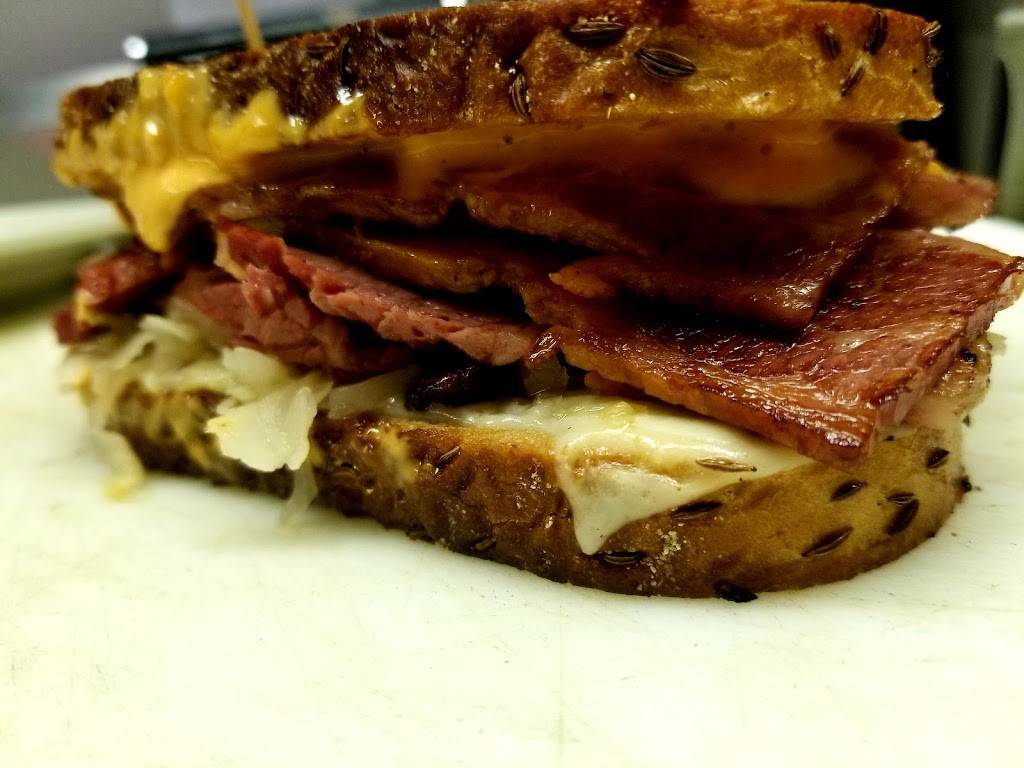 Dinos Pizza Restaurant | restaurant | 968 Killingworth Rd, Higganum, CT 06441, USA | 8603452990 OR +1 860-345-2990