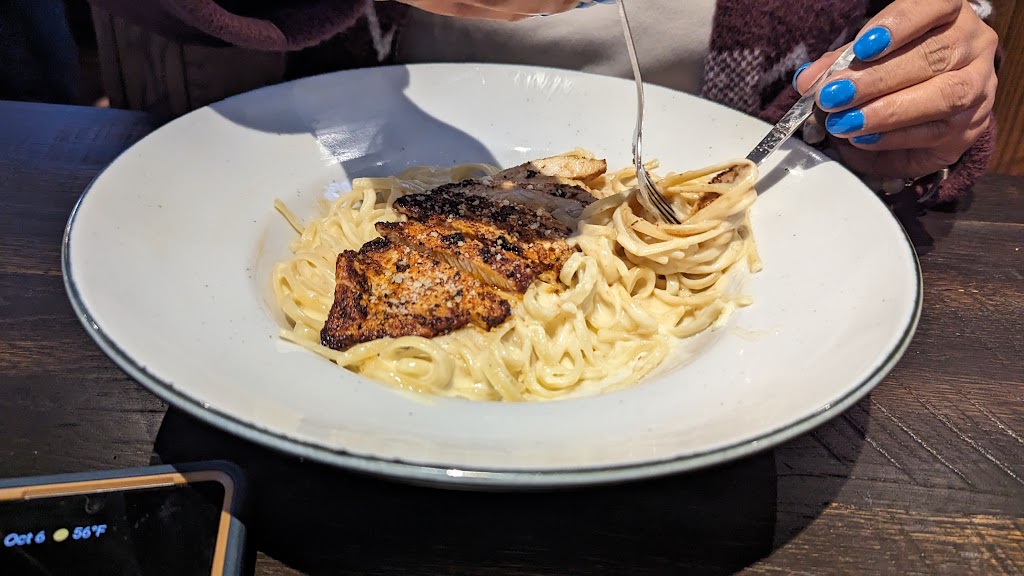 Walk-Ons Sports Bistreaux - Garden City, KS | restaurant | 1230 McCoy Dr, Garden City, KS 67846, USA | 6202622000 OR +1 620-262-2000