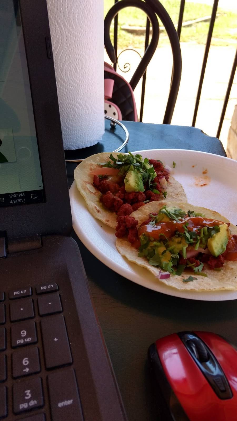 Taqueria El Unico | restaurant | 806 W Broadway St, Big Sandy, TX 75755, USA | 9036369705 OR +1 903-636-9705