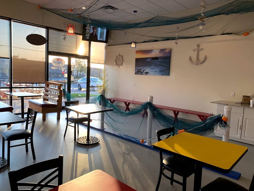 Pier 16 Crawfish & Wings | restaurant | 4400b North Fwy, Houston, TX 77022, USA | 8324798012 OR +1 832-479-8012