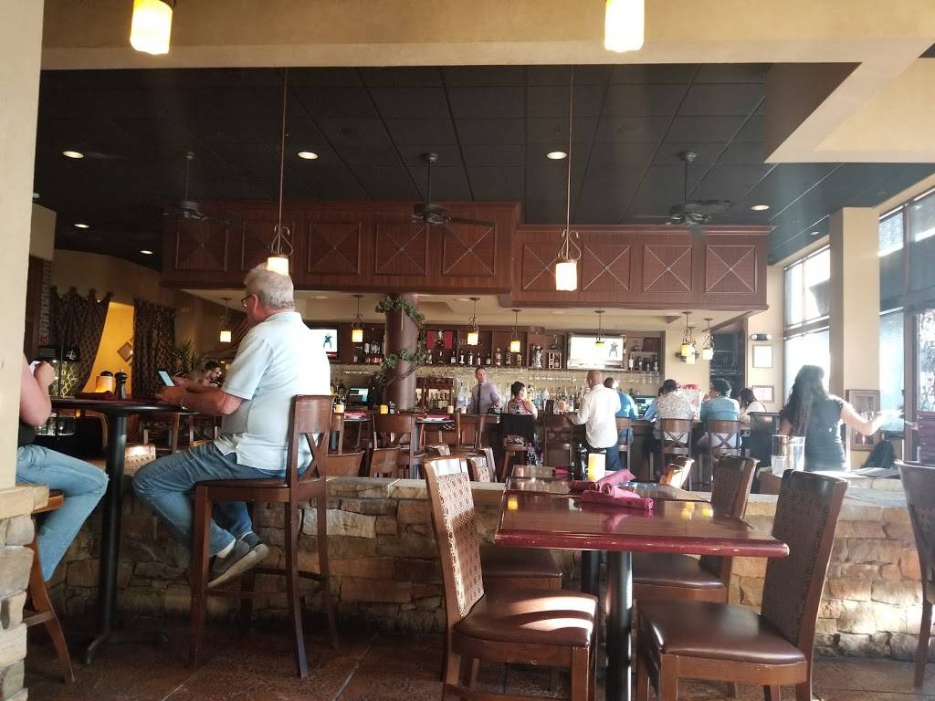 The Vineyard Wine Company | restaurant | 1140 Townpark Ave #1260, Lake Mary, FL 32746, USA | 4078339463 OR +1 407-833-9463