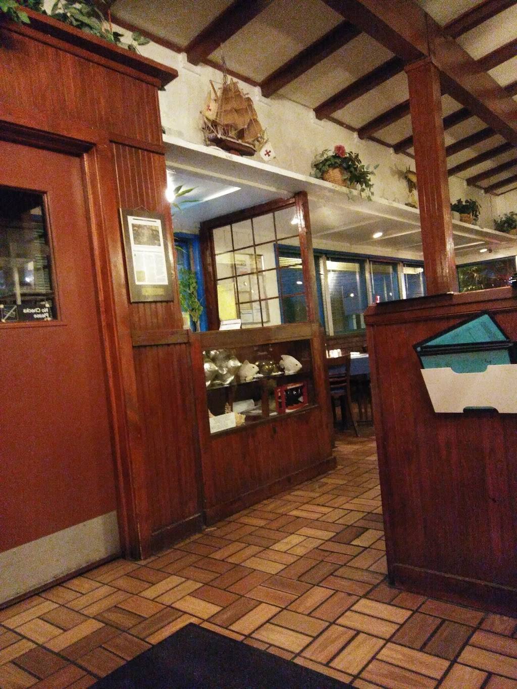 La Isla Restaurant | restaurant | 611 W Park Row Dr, Arlington, TX 76010, USA | 8174601180 OR +1 817-460-1180