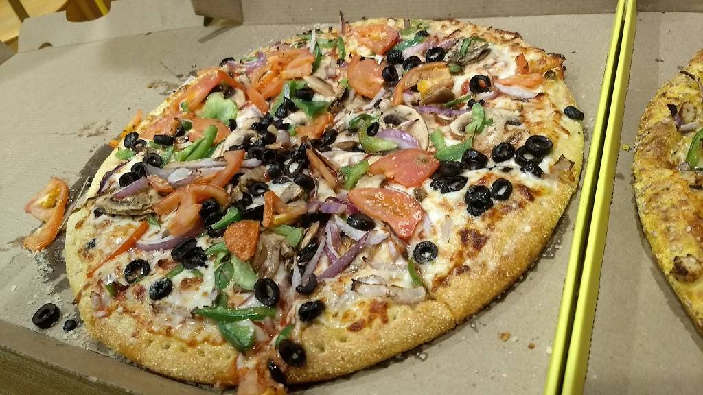 Hungry Howies Pizza | meal delivery | 1010 N Saginaw St, Holly, MI 48442, USA | 2483281000 OR +1 248-328-1000