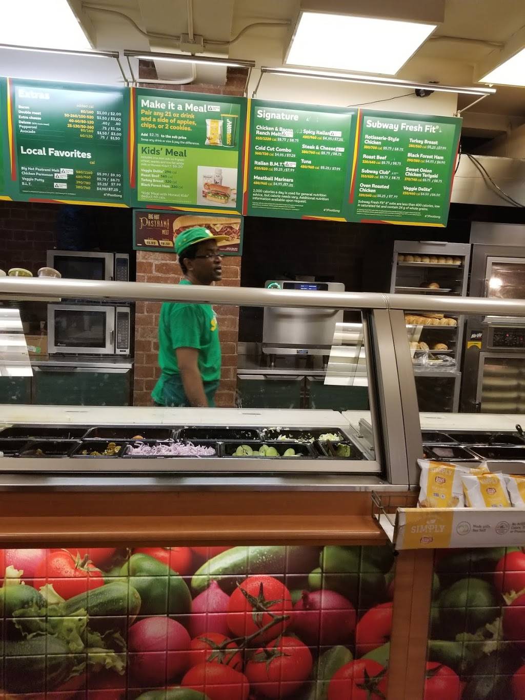 Subway Restaurants | restaurant | 455 W 34th St, New York, NY 10001, USA | 2129671738 OR +1 212-967-1738