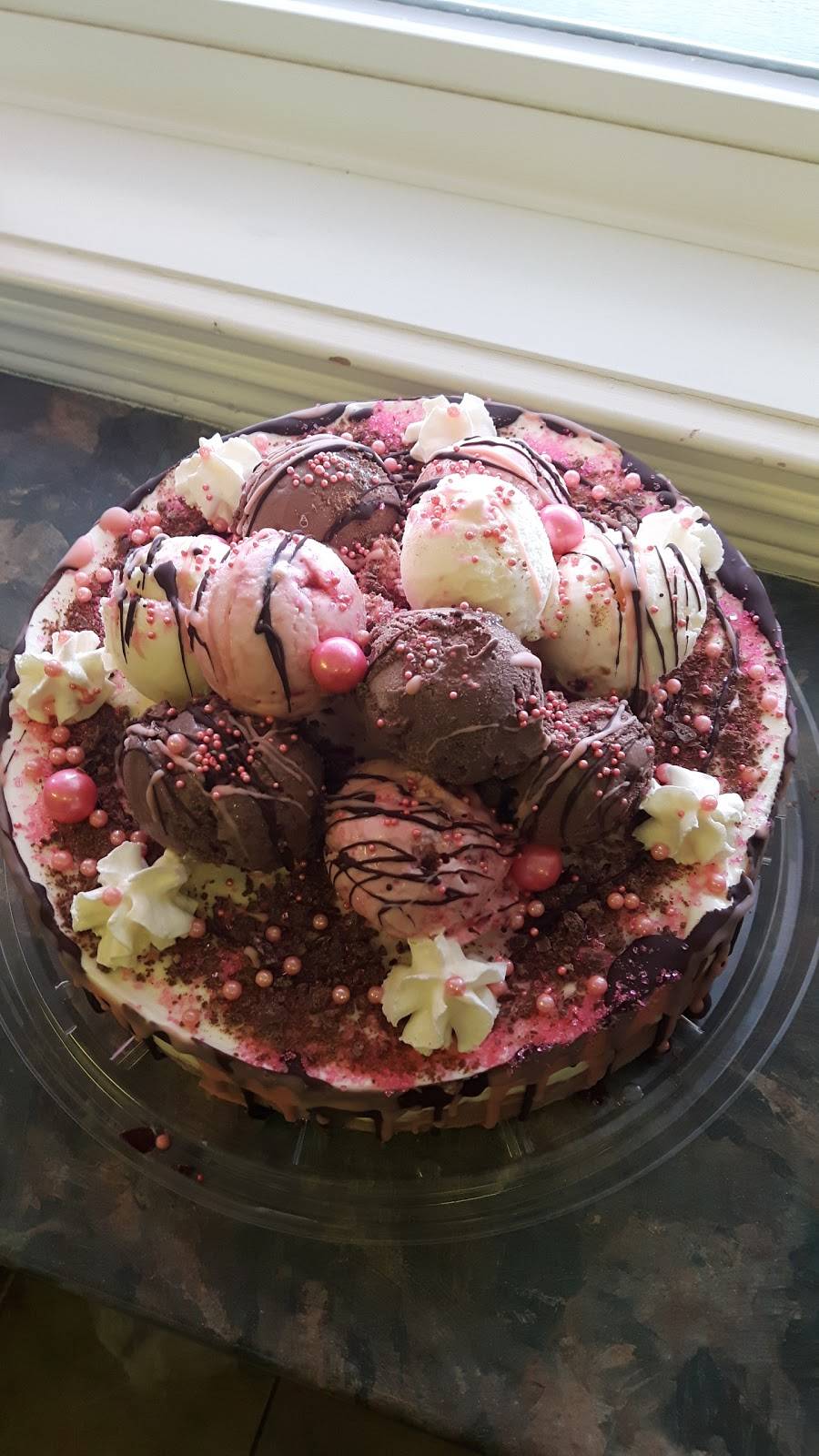 The Dairy Bar lichette | meal takeaway | 1091 Chemin de Montréal O, Gatineau, QC J8M 1P1, Canada | 8199866084 OR +1 819-986-6084