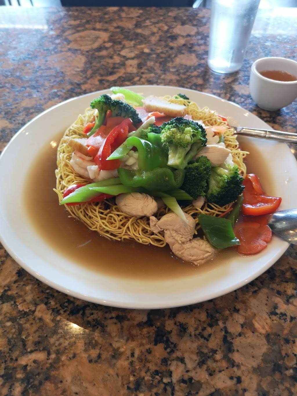 Ben Thanh Restaurant | restaurant | 1070 Wellington Rd, London, ON N6E 3V8, Canada | 5196683868 OR +1 519-668-3868