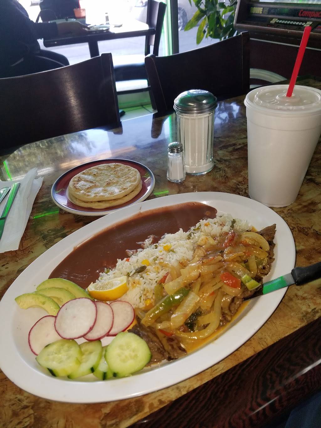 El Salsabor | restaurant | 2262 Venice Blvd, Los Angeles, CA 90006, USA | 3237327742 OR +1 323-732-7742