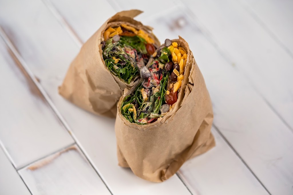 Grassroots Salad Company | restaurant | 607 N Water St, Milwaukee, WI 53202, USA | 4142494464 OR +1 414-249-4464