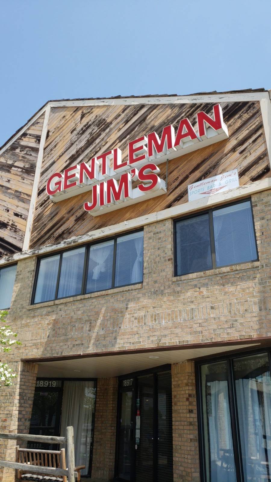 Gentleman Jims Restaurant | restaurant | 18917 Earhart Ct, Gaithersburg, MD 20879, USA | 3019637778 OR +1 301-963-7778