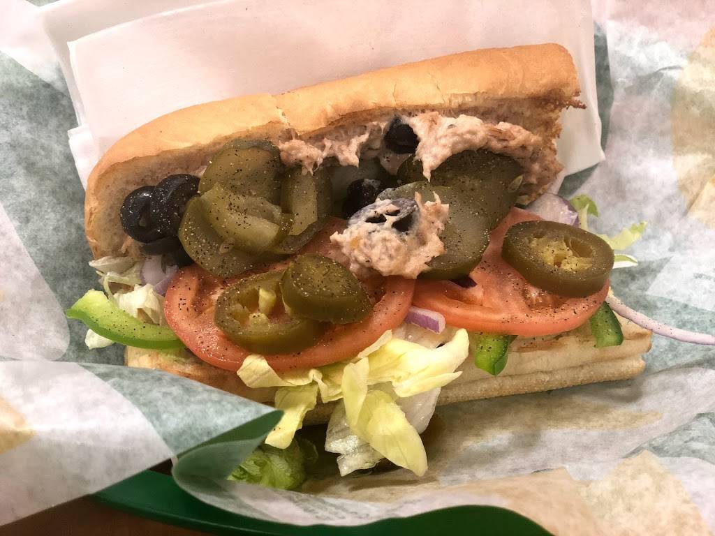 Subway | restaurant | 1556 W Gray St A, Houston, TX 77019, USA | 2819742016 OR +1 281-974-2016