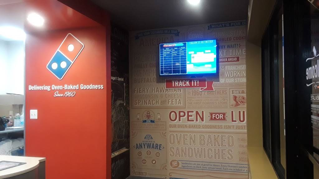 Dominos Pizza | meal delivery | 100 Market St, Rockland, MA 02370, USA | 7818713030 OR +1 781-871-3030