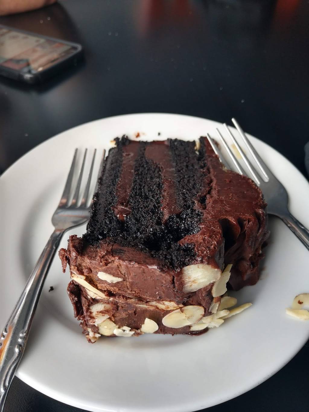 Foxys | restaurant | 18187 Reed Point Rd, Fishers Landing, NY 13641, USA | 3156863781 OR +1 315-686-3781