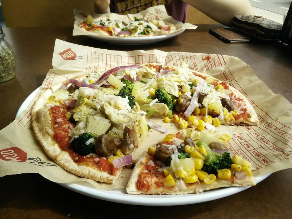 MOD Pizza | restaurant | 1015 Broadbeck Dr G, Newbury Park, CA 91320, USA | 8052147010 OR +1 805-214-7010
