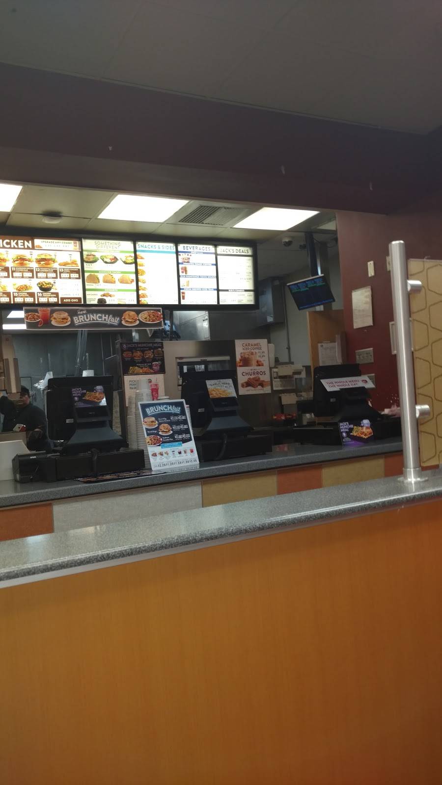 Jack in the Box | restaurant | 6239 Santa Teresa Blvd, San Jose, CA 95119, USA | 4082255417 OR +1 408-225-5417