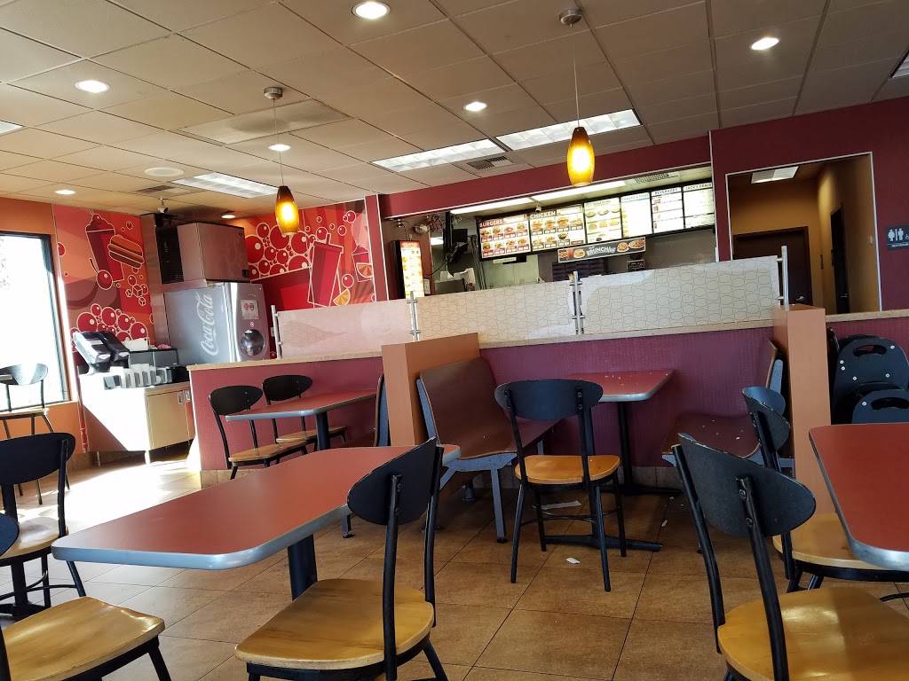 Jack in the Box | restaurant | 3311 S Nellis Blvd, Las Vegas, NV 89121, USA | 7024358957 OR +1 702-435-8957