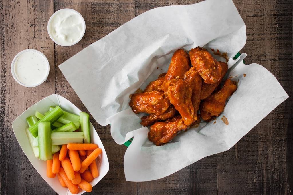 Wing Shack 8th Avenue | restaurant | 2704 8th Ave, Garden City, CO 80631, USA | 9703567900 OR +1 970-356-7900