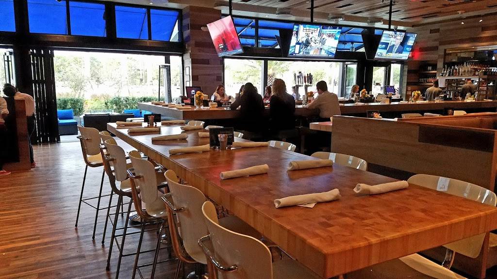 Zinburger Wine & Burger Bar | restaurant | 6000 Glades Road, Town Center, Boca Raton, FL 33431, USA | 5613933252 OR +1 561-393-3252