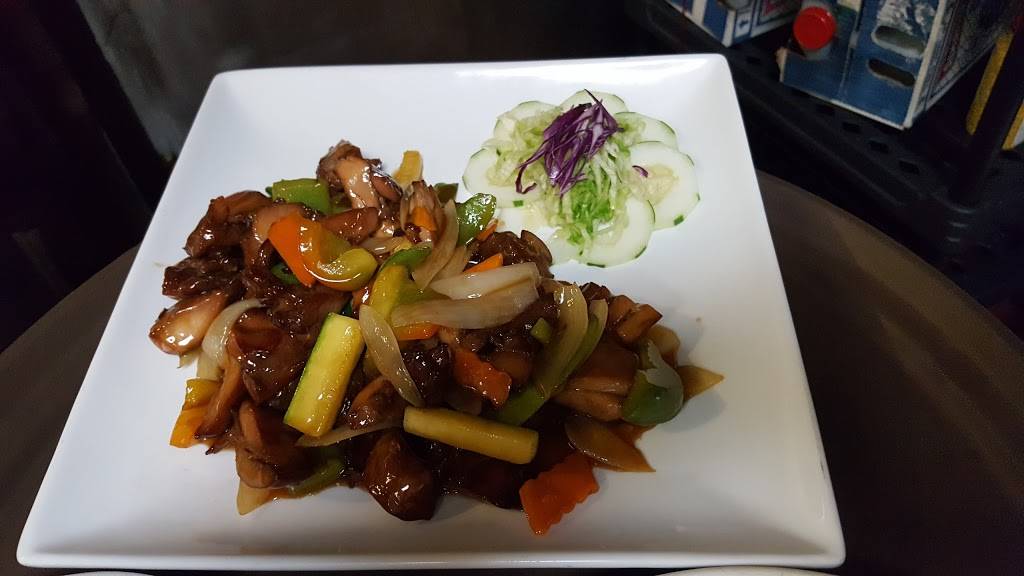 Lucky Panda | restaurant | #D, 3300 Hwy 17 S, North Myrtle Beach, SC 29582, USA | 8432734312 OR +1 843-273-4312