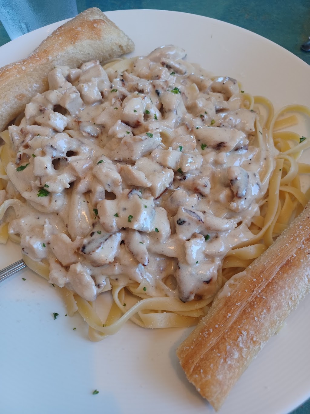 Italianos Serious Pies & Pasta Restaurant | restaurant | 4850 Paradise Way, West Richland, WA 99353, USA | 5099671500 OR +1 509-967-1500