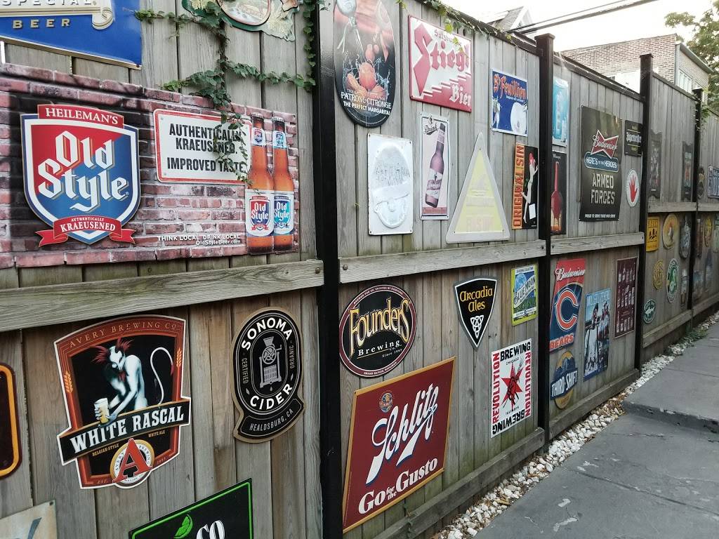 Mitchells Tap | restaurant | 3356 S Halsted St, Chicago, IL 60608, USA | 7739276073 OR +1 773-927-6073