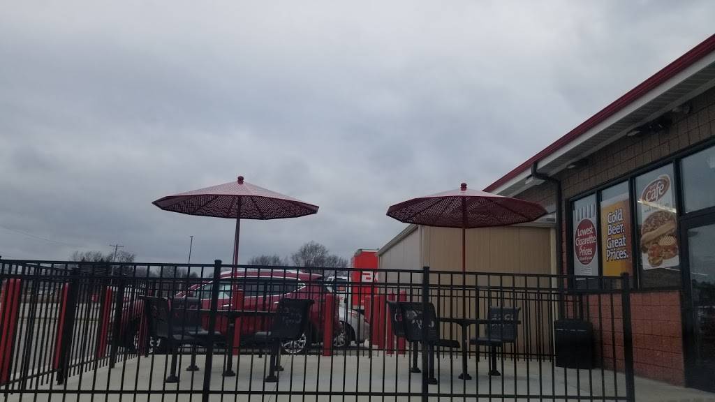 Speedy Café | restaurant | 1475 W Market St, Troy, OH 45373, USA | 9374406830 OR +1 937-440-6830