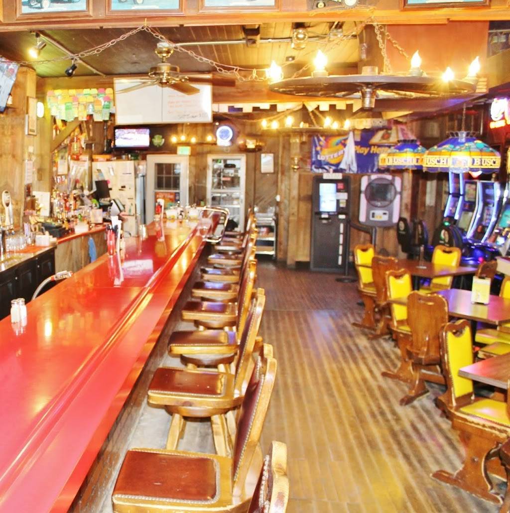 Houlahans Tavern & Grill | restaurant | 208 W Lincoln Hwy, Waterman, IL 60556, USA | 8152643333 OR +1 815-264-3333