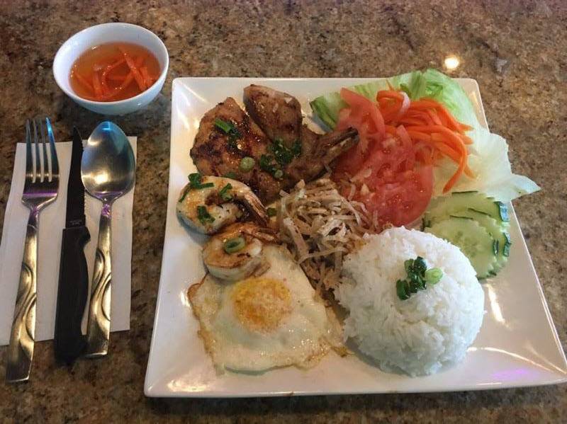 Bamboo Pho & Tea Restaurant | restaurant | 4401 Carlisle Pike ste f, Camp Hill, PA 17011, USA | 7175258099 OR +1 717-525-8099