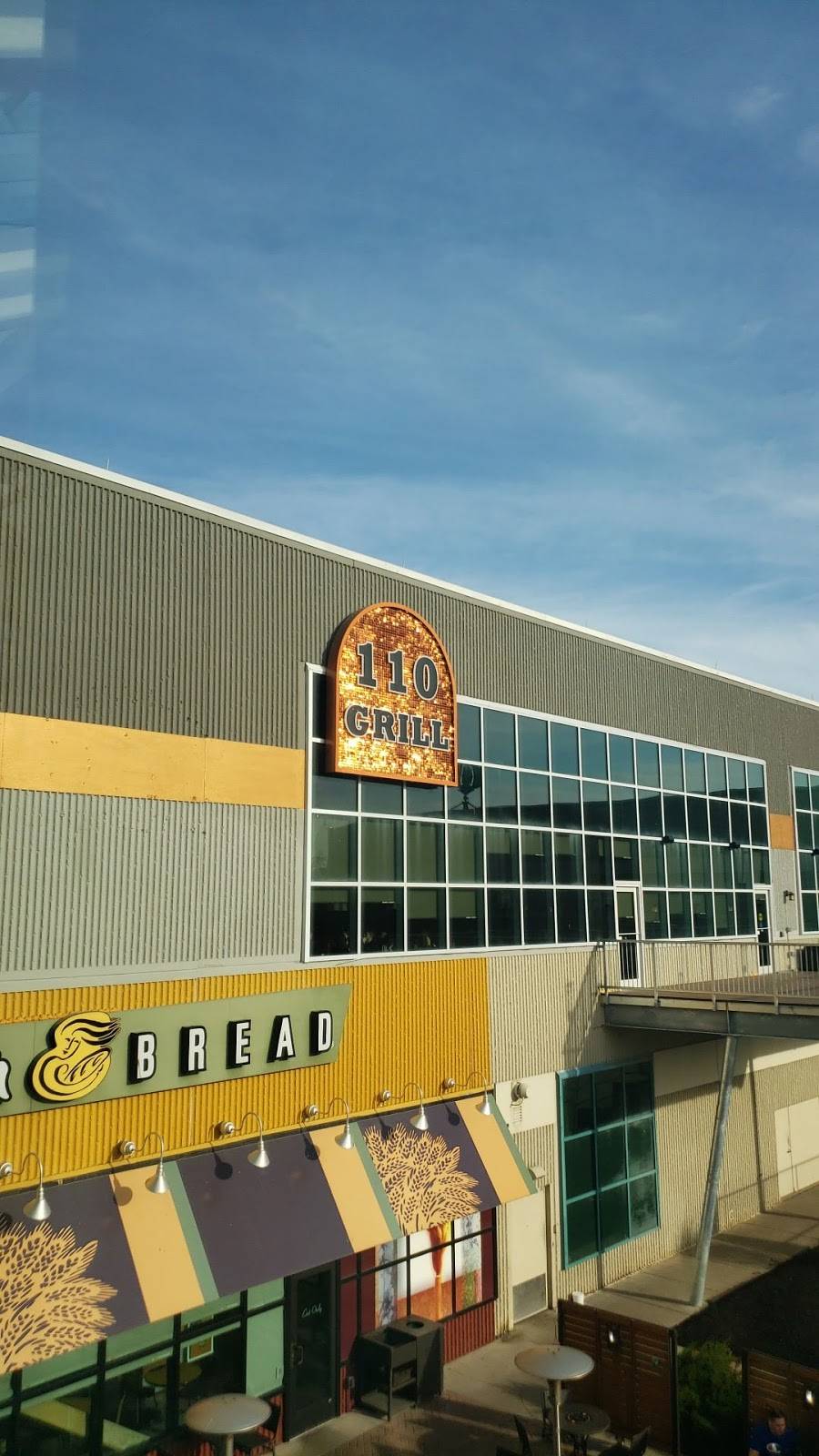 110 Grill - Syracuse (Destiny USA) | restaurant | 9090 Destiny USA Dr, Syracuse, NY 13204, USA | 3154220110 OR +1 315-422-0110