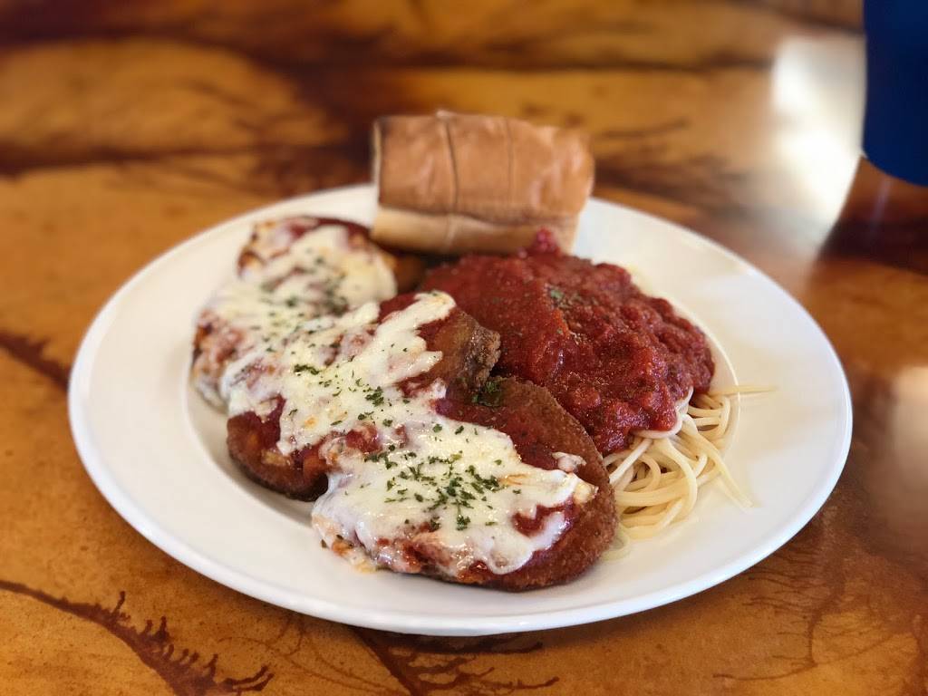 Maxs Italian Restaurant and Pizzeria | meal delivery | 1712 N Croatan Hwy, Kill Devil Hills, NC 27948, USA | 2522613113 OR +1 252-261-3113