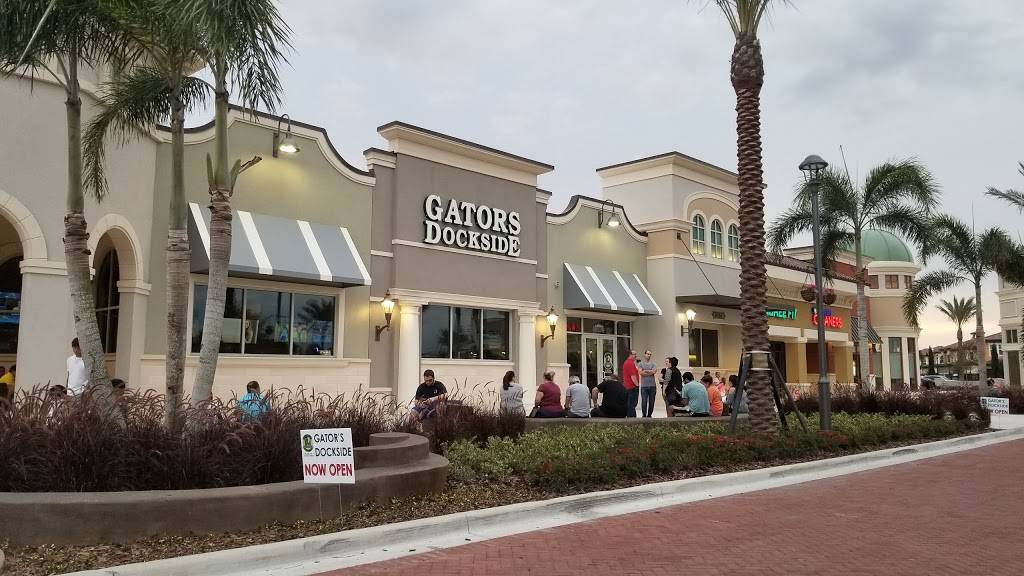 Gators Dockside | restaurant | 6516 Old Brick Road, Windermere, FL 34786, USA | 4072175191 OR +1 407-217-5191