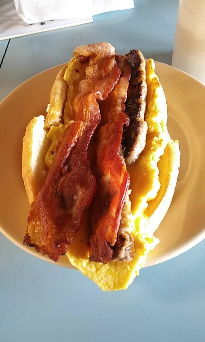 Dannys Luncheonette | meal takeaway | 1540 Chester Pike, Folcroft, PA 19032, USA | 6104619176 OR +1 610-461-9176