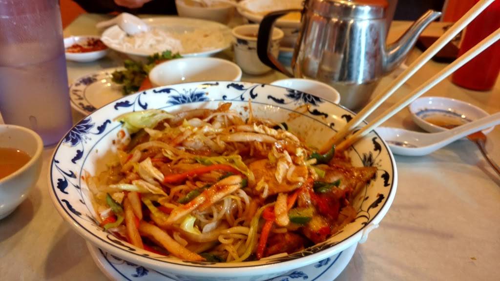 Phoenix Restaurant | restaurant | 14007 Hwy 99, Lynnwood, WA 98087, USA | 4257432591 OR +1 425-743-2591