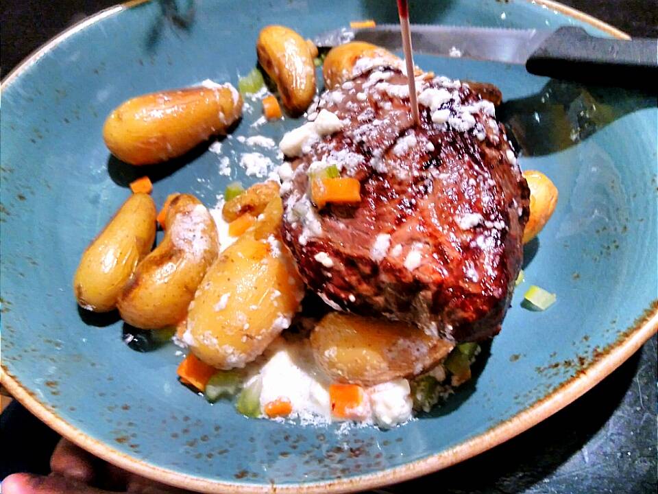 Federal House | restaurant | 22 Market Space, Annapolis, MD 21401, USA | 4102682576 OR +1 410-268-2576