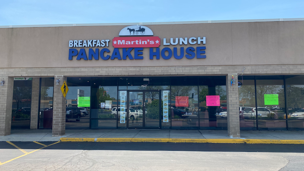 Martins Pancake House | restaurant | 7947 Golf Rd, Morton Grove, IL 60053, USA | 2244702842 OR +1 224-470-2842