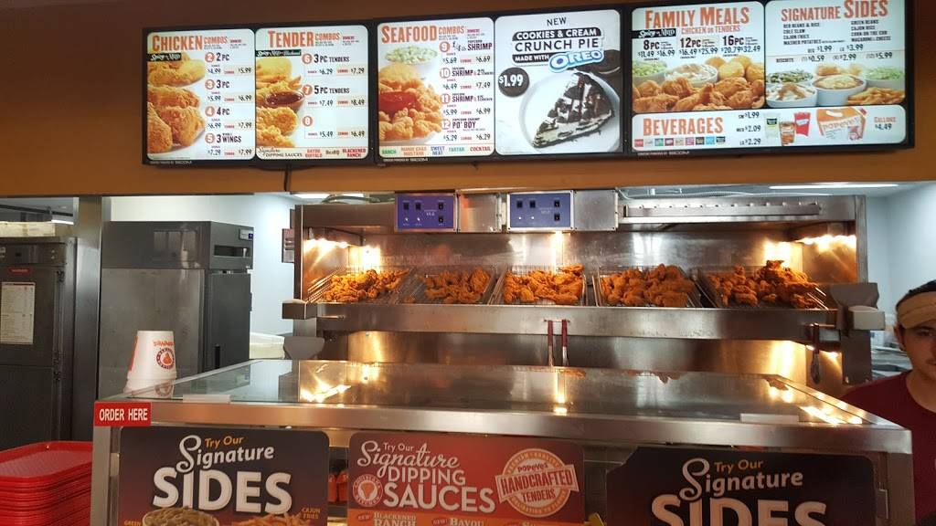 Popeyes Louisiana Kitchen | restaurant | 1959 Howard St, Chicago, IL 60626, USA | 7737649870 OR +1 773-764-9870